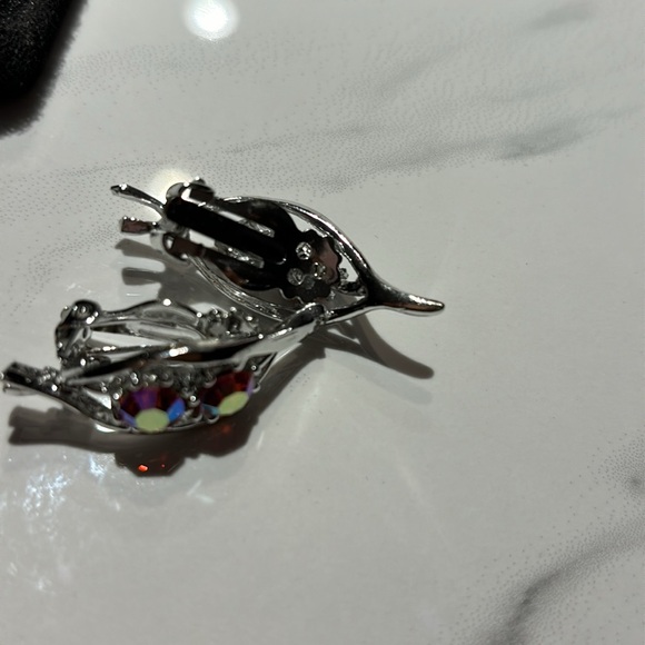 Vintage Clip on earrings - Picture 4 of 4